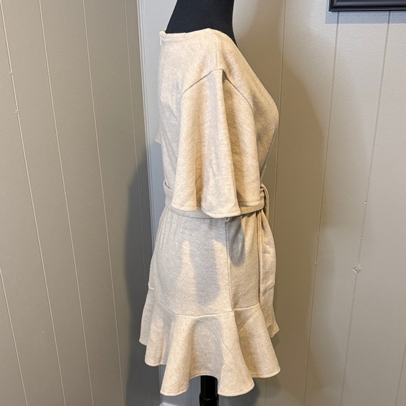 ZC Woman Medium Chic Beige Belted Mini V Neck Dress - Picture 3 of 6